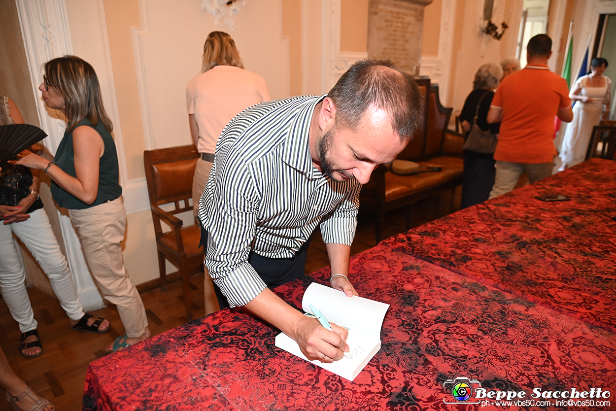 VBS_3413 - Presentazione libro 'Lady B.' di Leopoldo Aversente.jpg